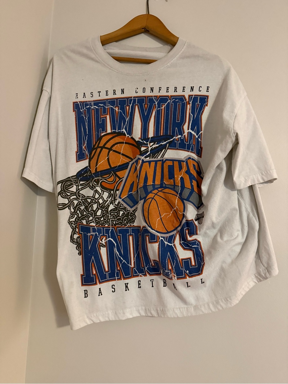 New York Knicks Graphic Vintage T-Shirt - White/Blue/Orange